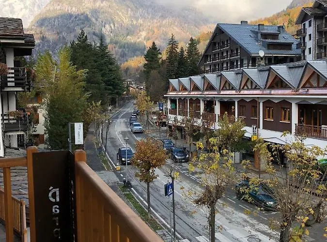 Petite Maison A 50 Passi Dalla Funivia !!! Appartement